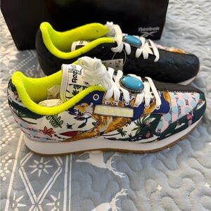 Jurassic Park Reebok Ian Malcom Running Sneaker Limited Edition Detailed Rare